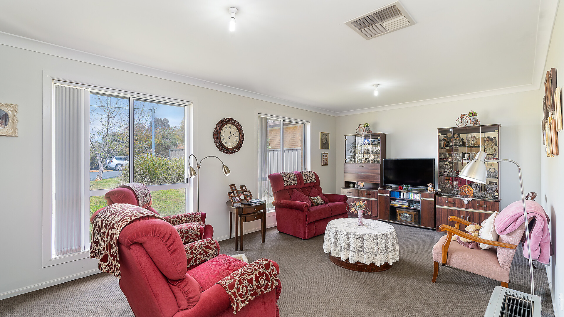 1B Grinton Avenue, Ashmont NSW 2650 - photo 2