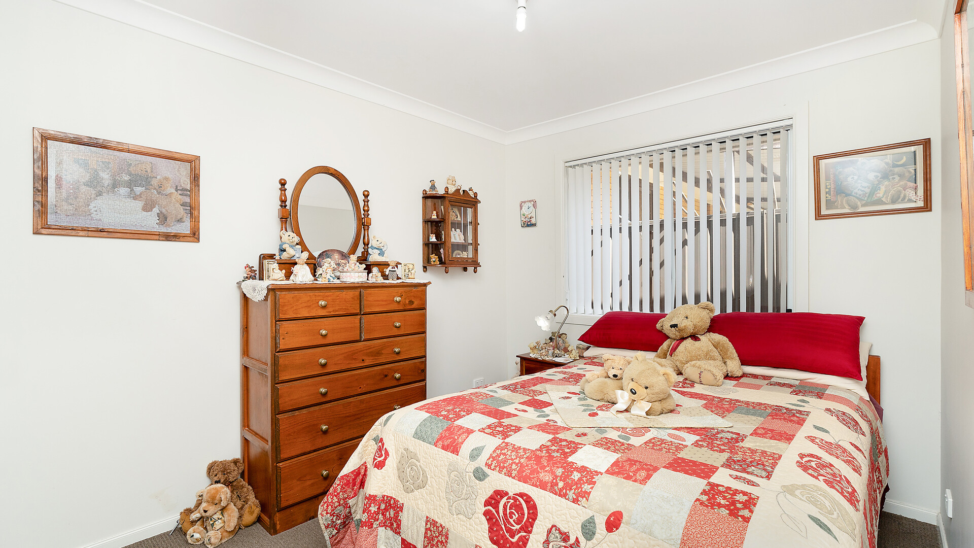 1B Grinton Avenue, Ashmont NSW 2650 - photo 10
