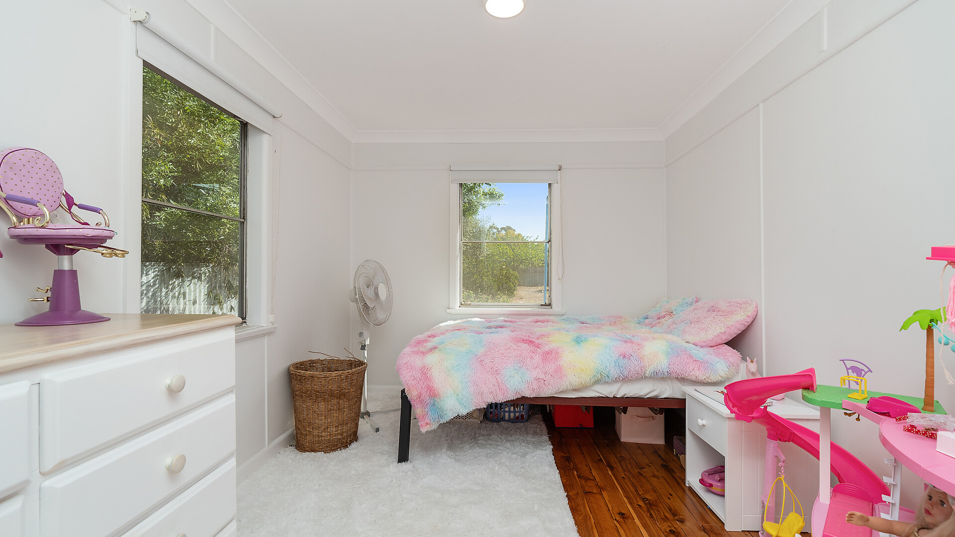 10 Bellevue Street, Temora NSW 2666 - photo 12