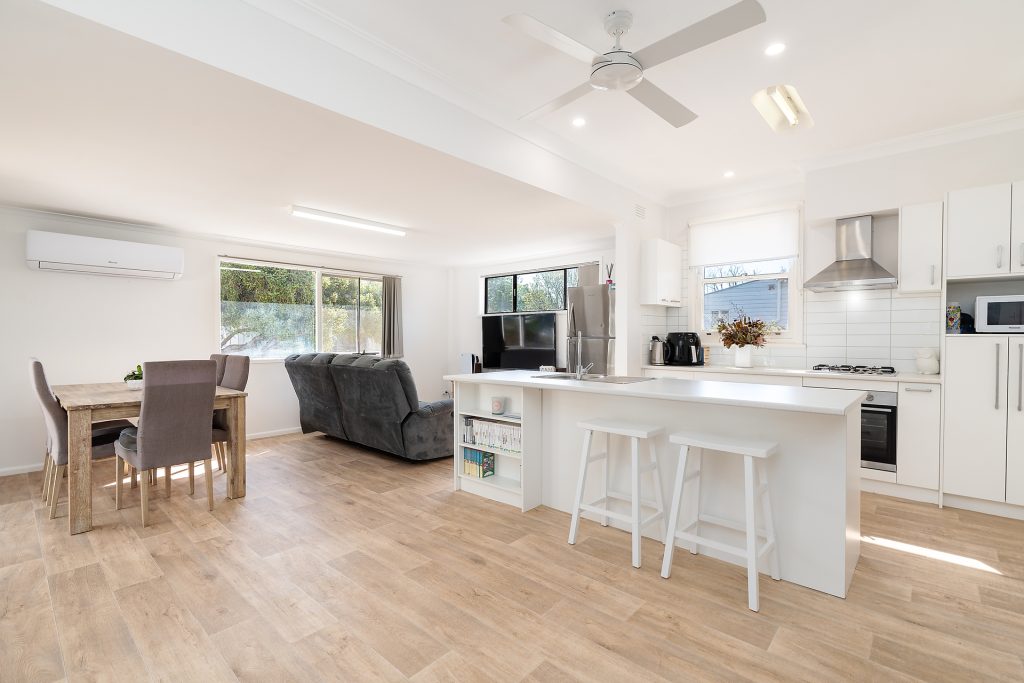 10 Bellevue Street, Temora NSW 2666 - photo 3