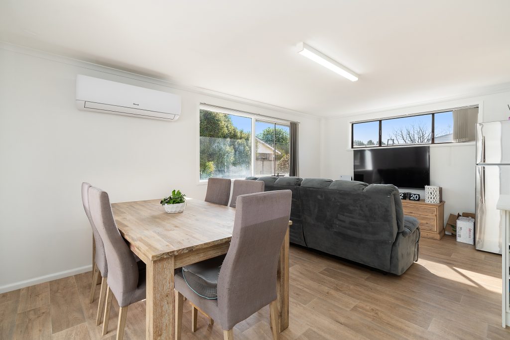 10 Bellevue Street, Temora NSW 2666 - photo 8