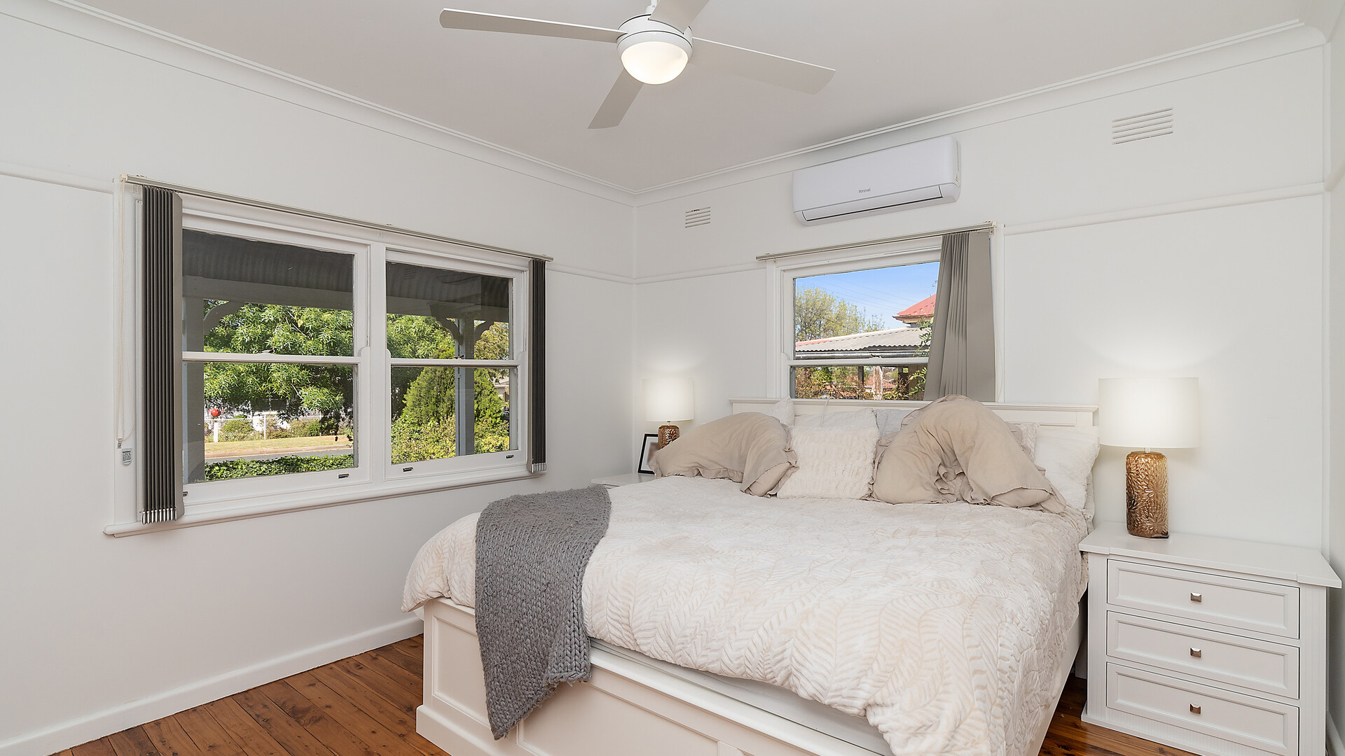 10 Bellevue Street, Temora NSW 2666 - photo 9