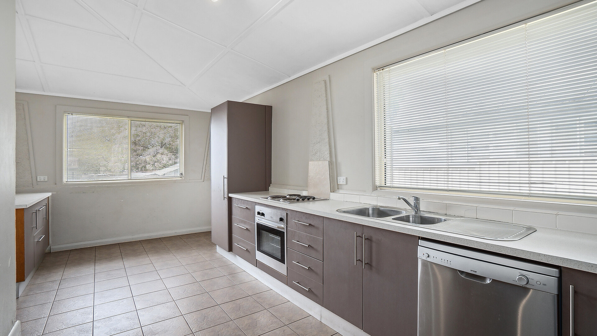 Sold - 14 Cypress Street - New Property in Leeton - Real Estate by Julie Valenzisi