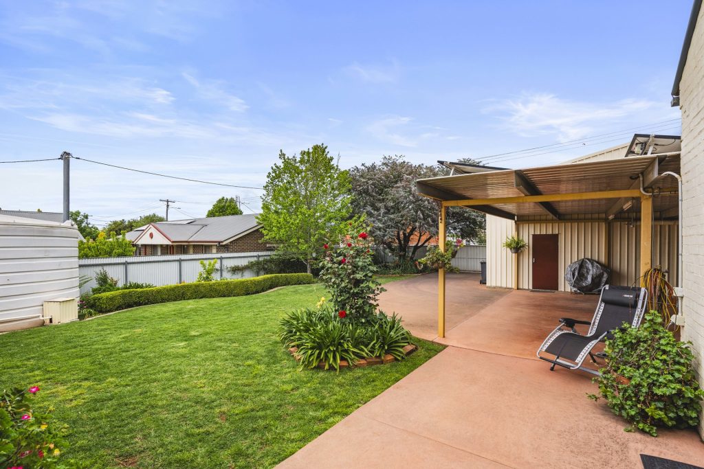 162 Deboos Street, Temora NSW 2666 - photo 24