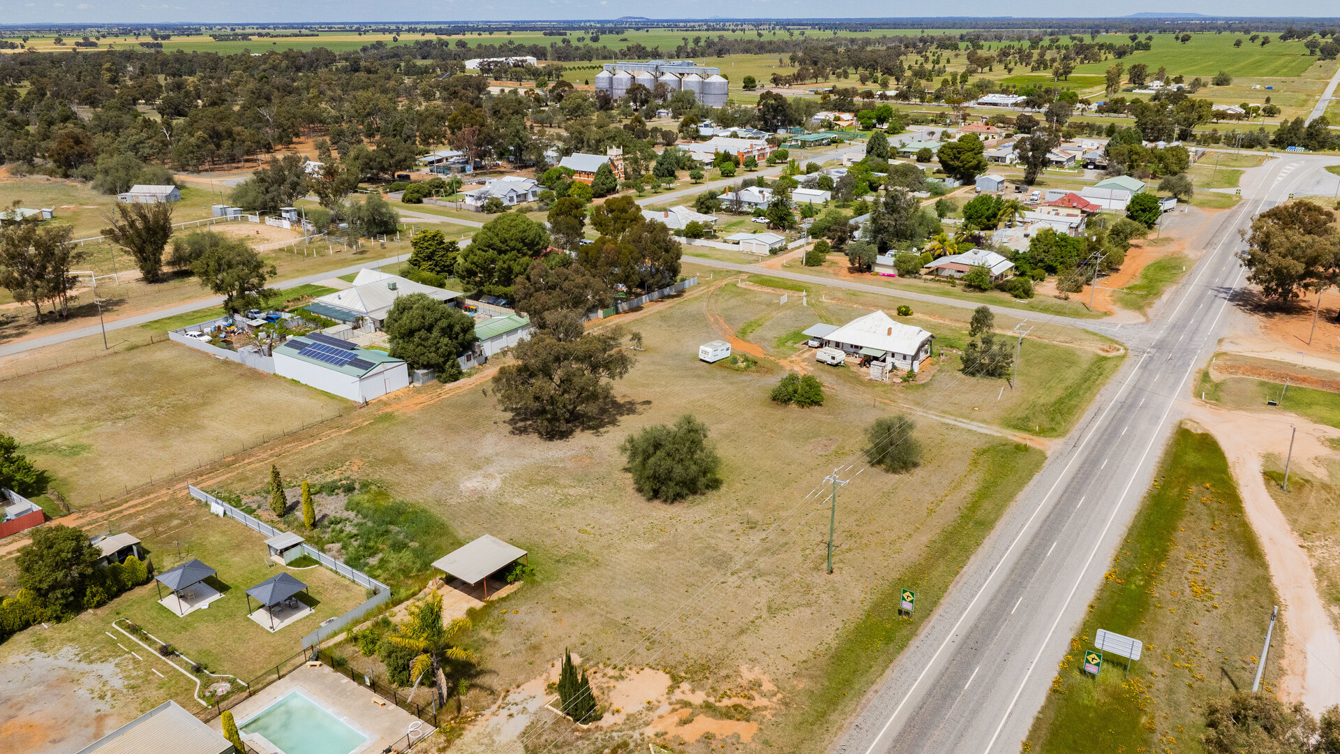 33 Berrembed Street, Grong Grong NSW 2652 - photo 5