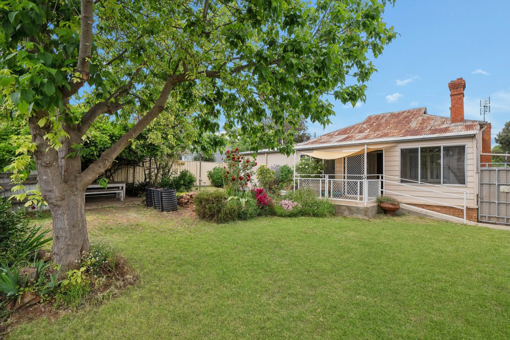 16 Willans Street, Narrandera NSW 2700 - photo 14