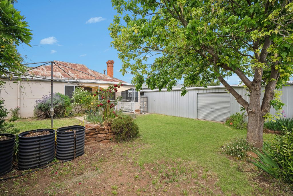 16 Willans Street, Narrandera NSW 2700 - photo 15