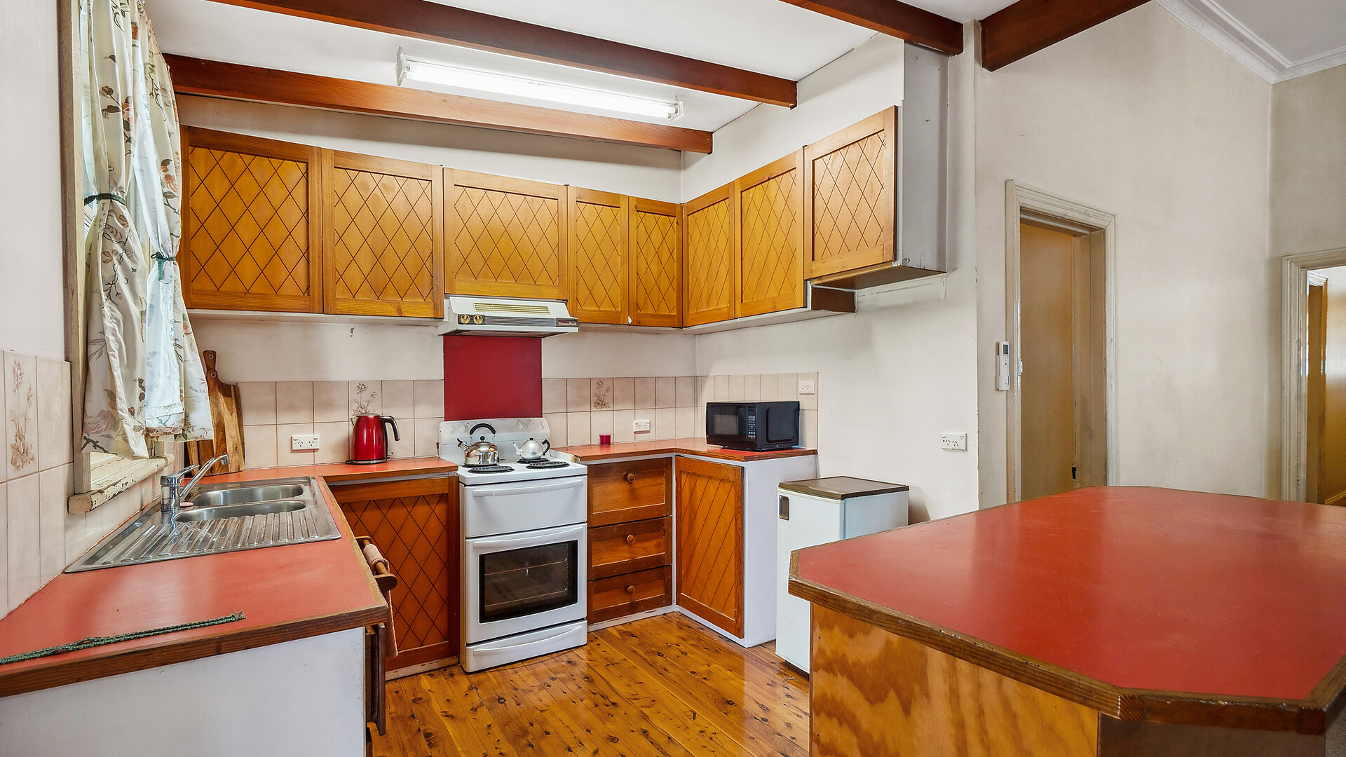 16 Willans Street, Narrandera NSW 2700 - photo 3