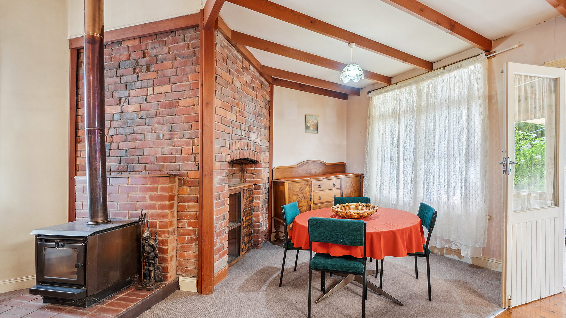 16 Willans Street, Narrandera NSW 2700 - photo 4
