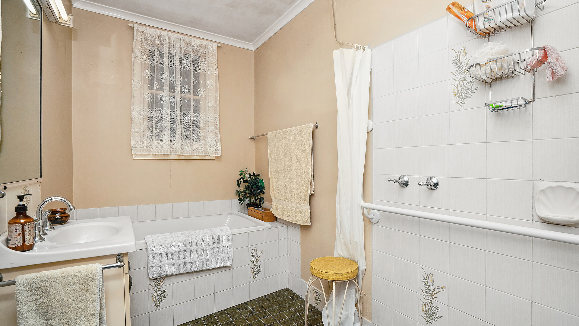 16 Willans Street, Narrandera NSW 2700 - photo 5