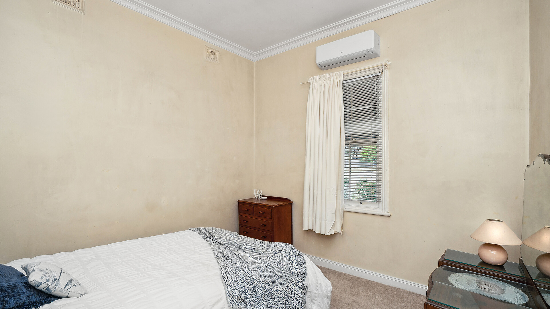 16 Willans Street, Narrandera NSW 2700 - photo 8