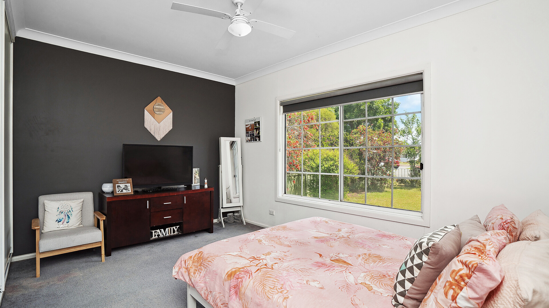28 Melaleuca Avenue, Leeton NSW 2705 - photo 8