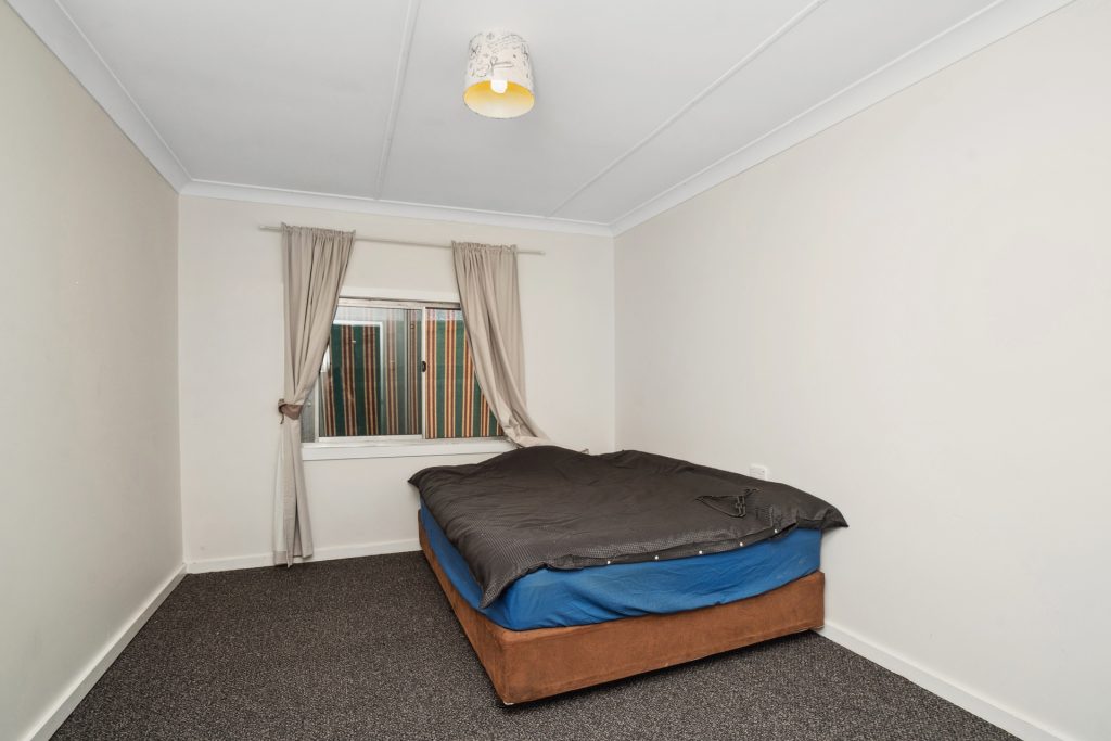 Sold - 33 Victoria Avenue - New Property in Narrandera - Real Estate by Leisa Williams