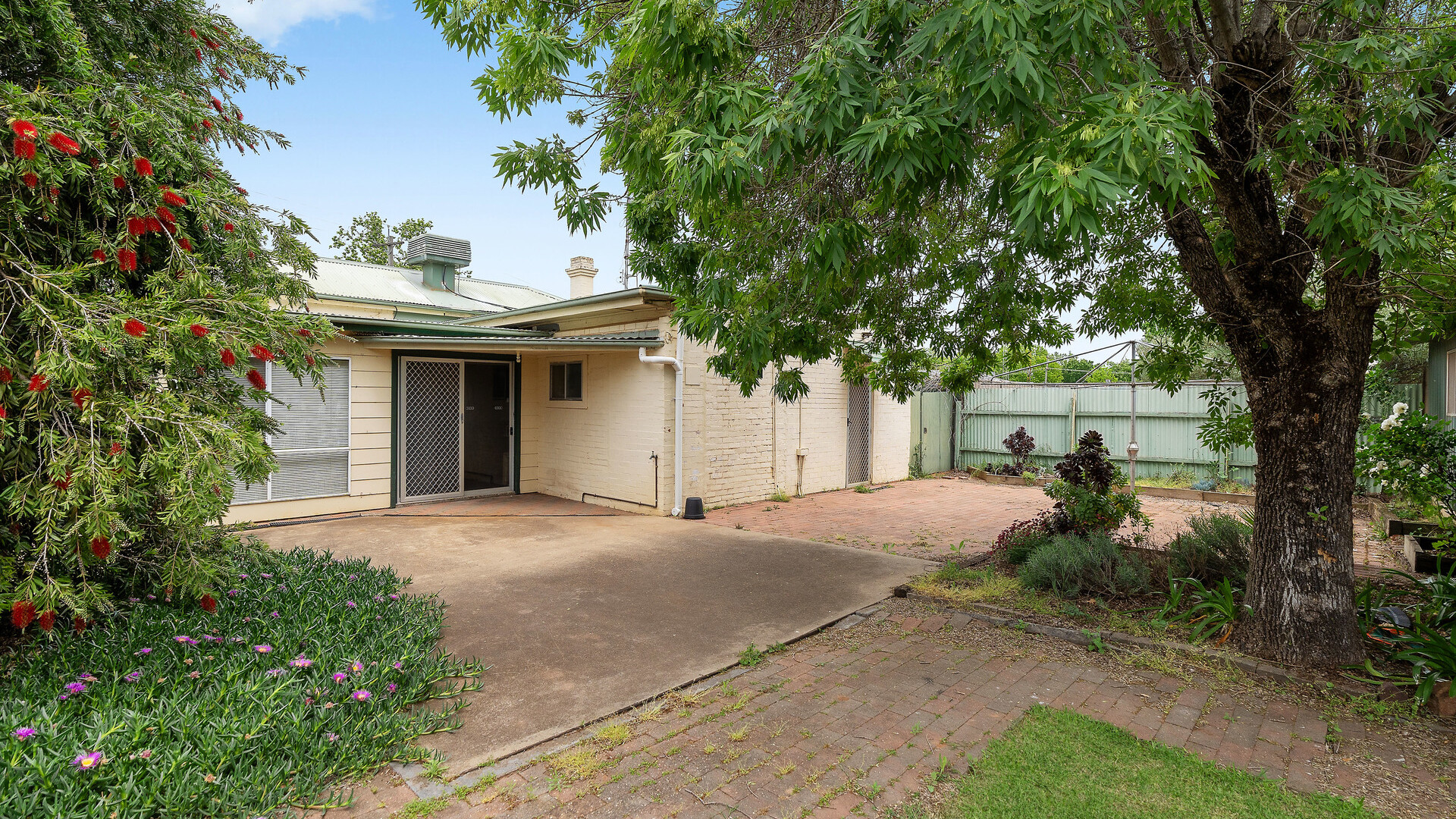 Sold - 33 Victoria Avenue - New Property in Narrandera - Real Estate by Leisa Williams