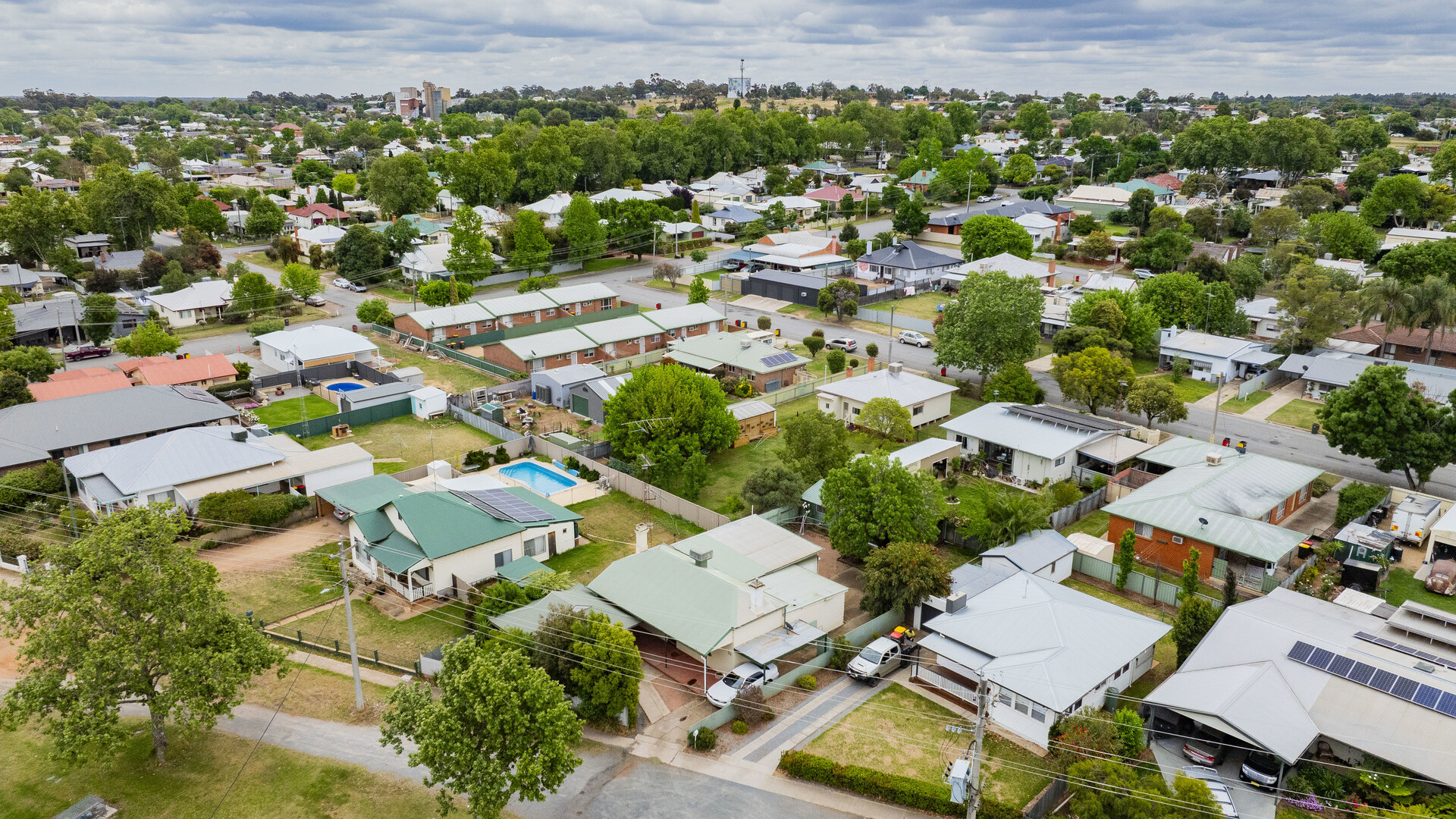 Sold - 33 Victoria Avenue - New Property in Narrandera - Real Estate by Leisa Williams