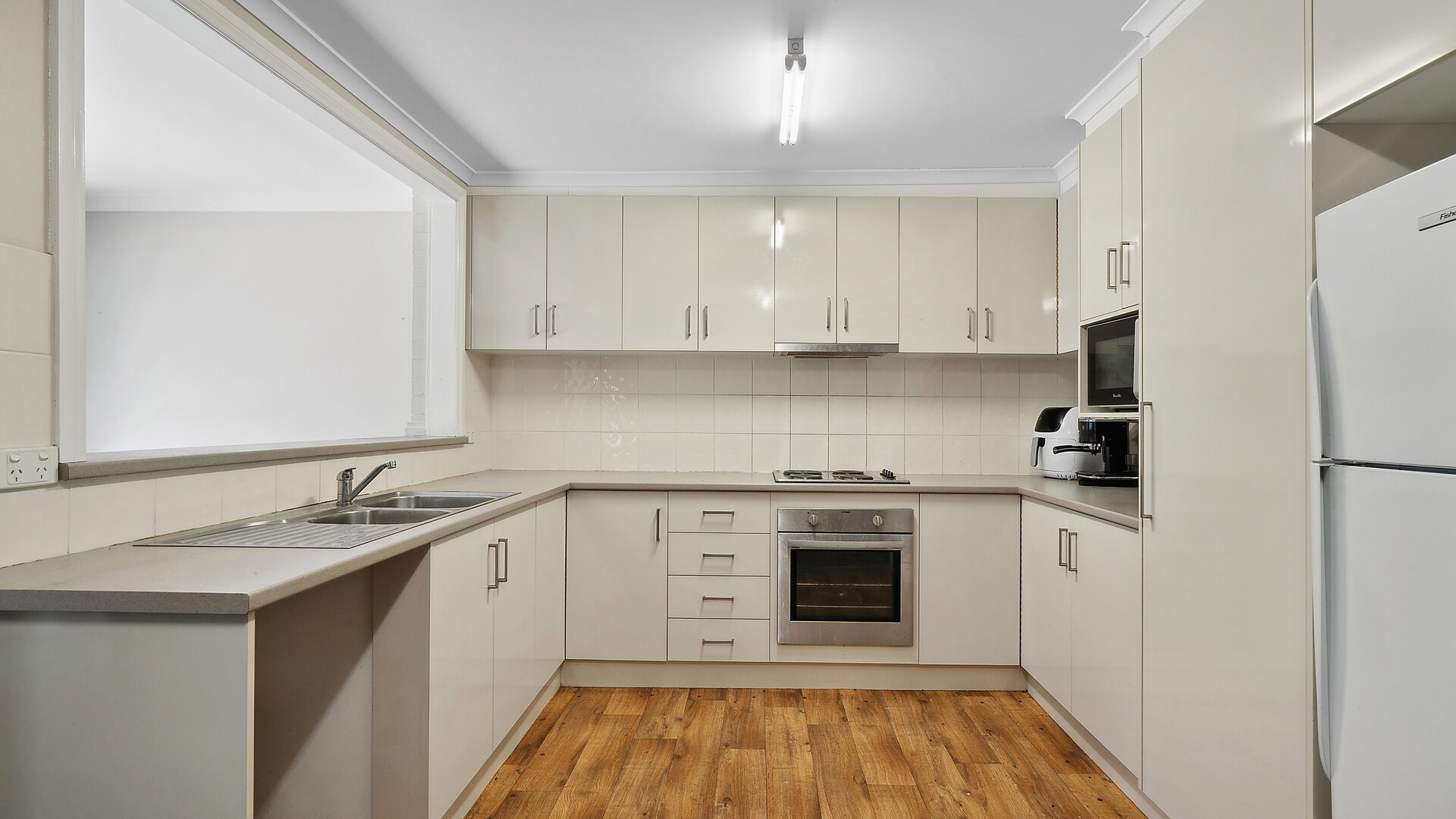 Sold - 33 Victoria Avenue - New Property in Narrandera - Real Estate by Leisa Williams