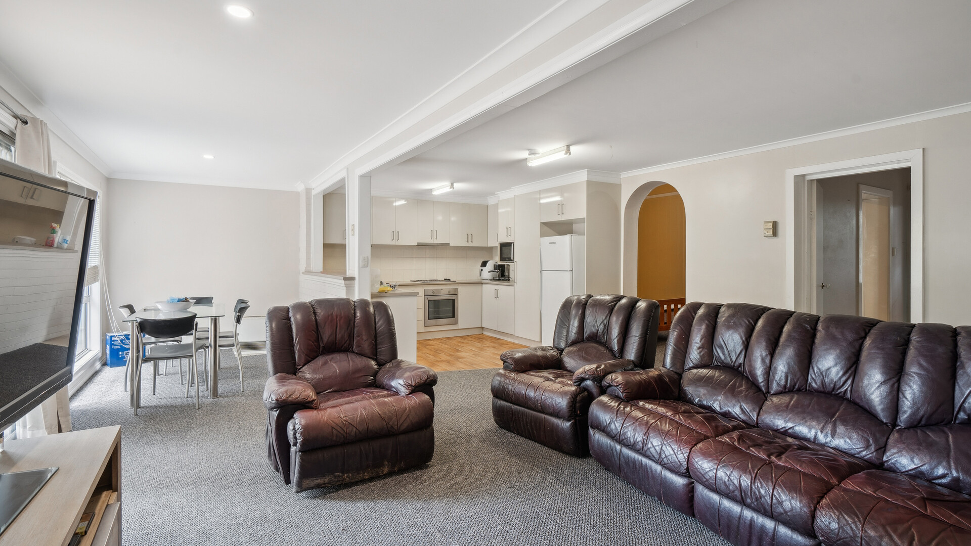 Sold - 33 Victoria Avenue - New Property in Narrandera - Real Estate by Leisa Williams