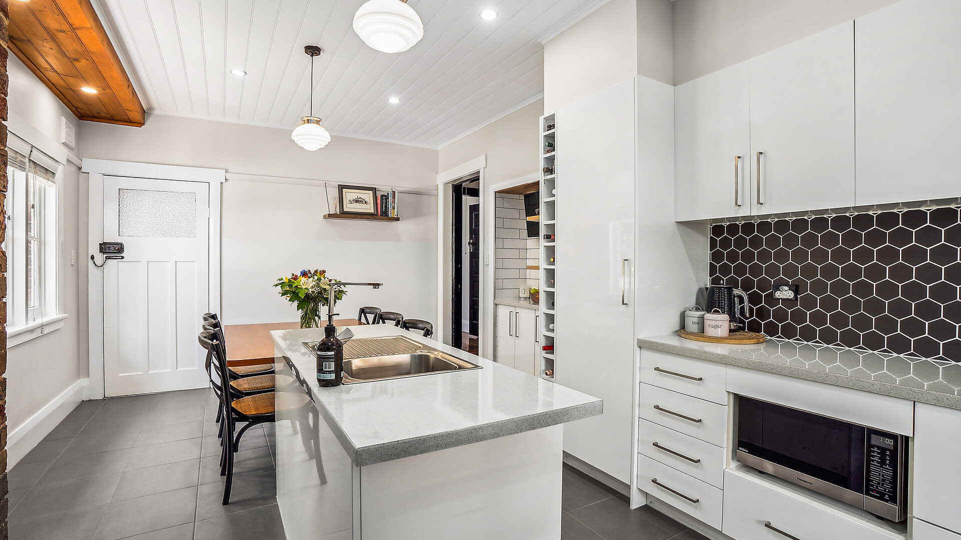 122 Asquith Street, Temora NSW 2666 - photo 16