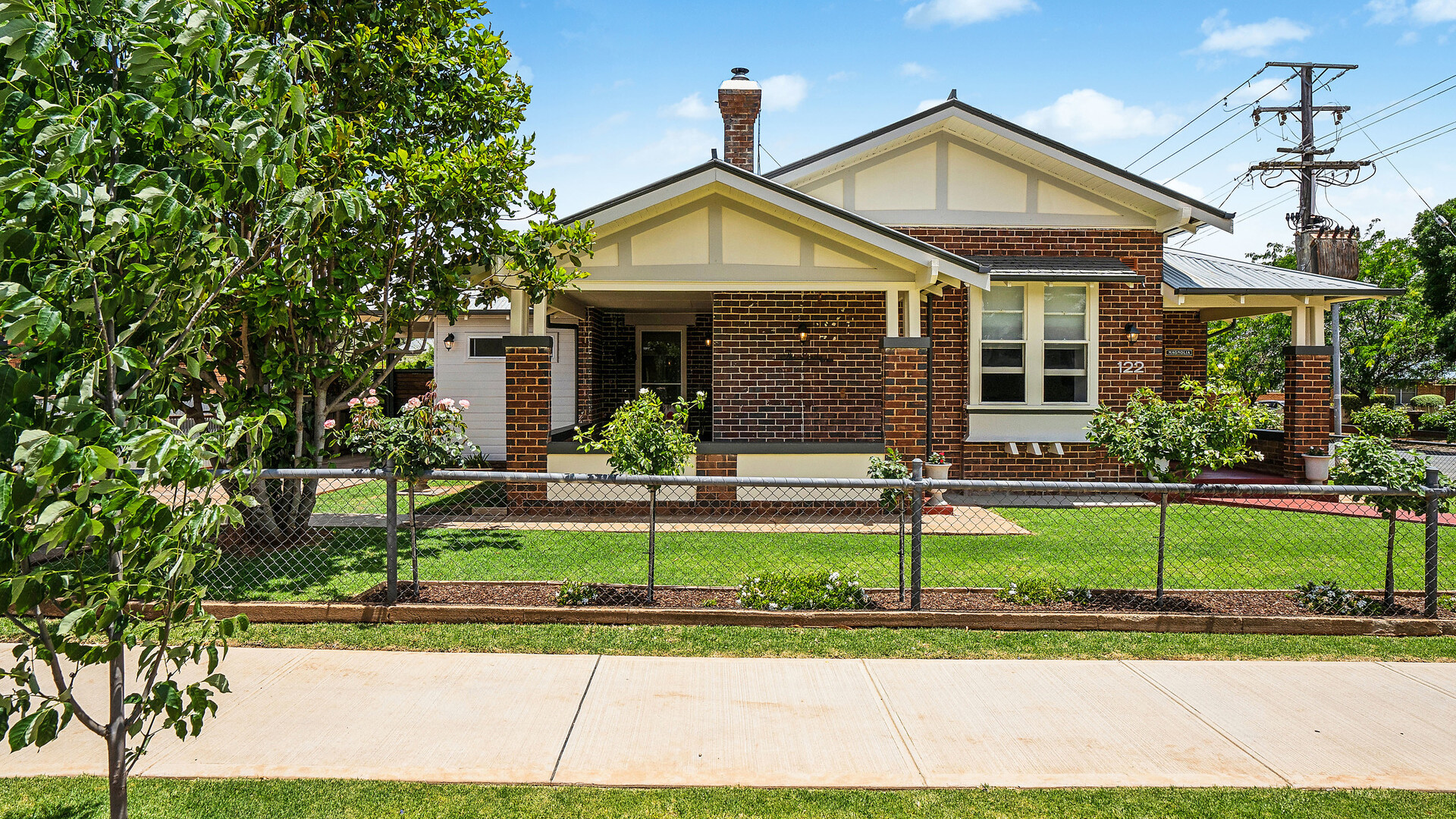 122 Asquith Street, Temora NSW 2666 - McGrath Riverina