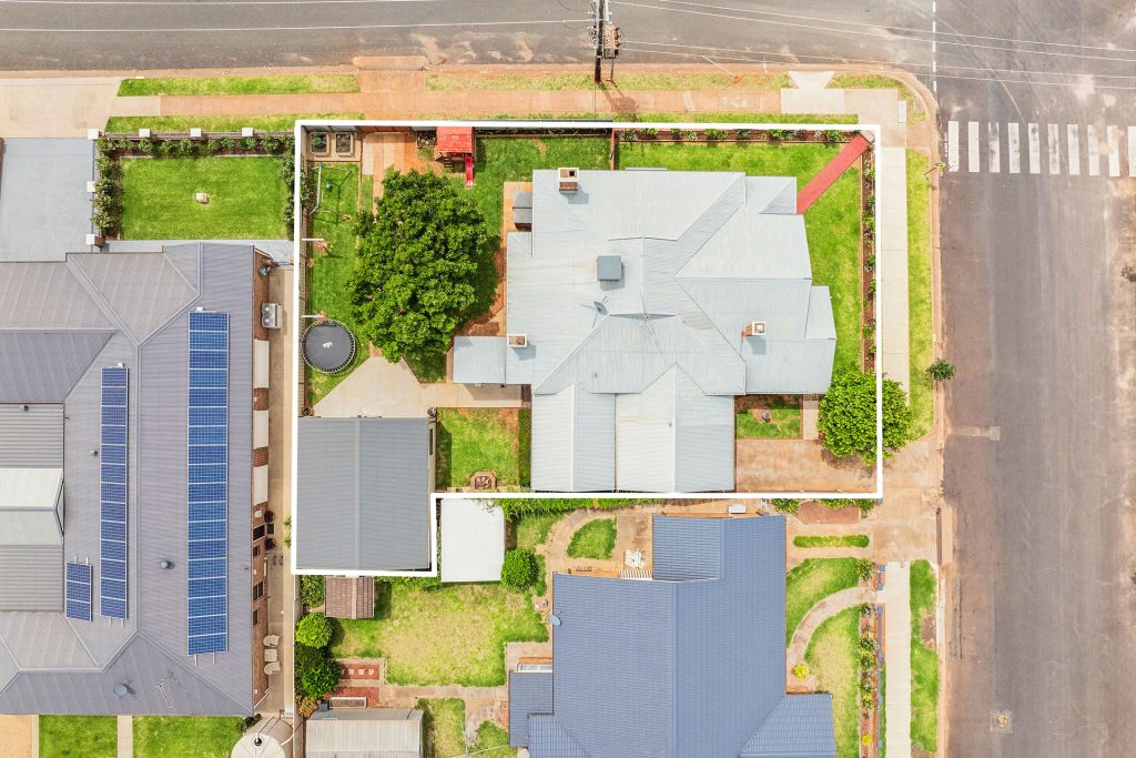122 Asquith Street, Temora NSW 2666 - photo 23