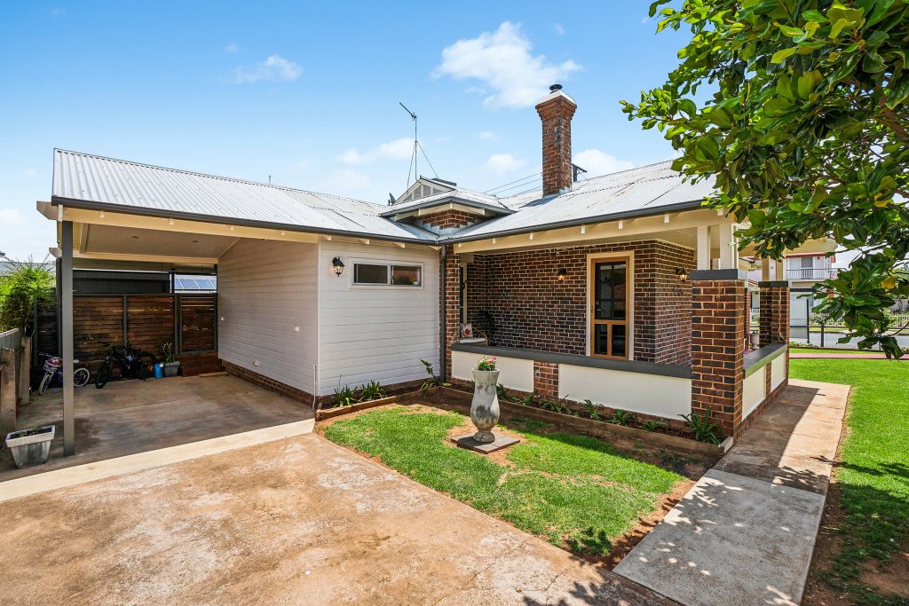 122 Asquith Street, Temora NSW 2666 - photo 24