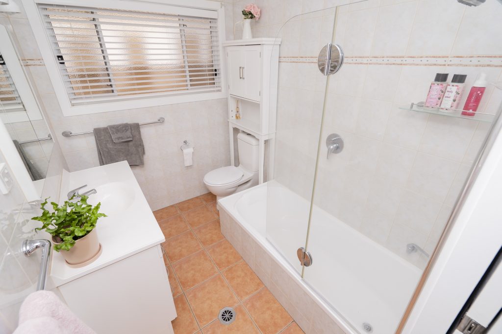 123 Polaris Street, Temora NSW 2666 - photo 12