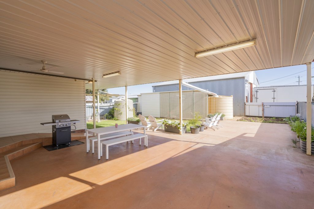 123 Polaris Street, Temora NSW 2666 - photo 15