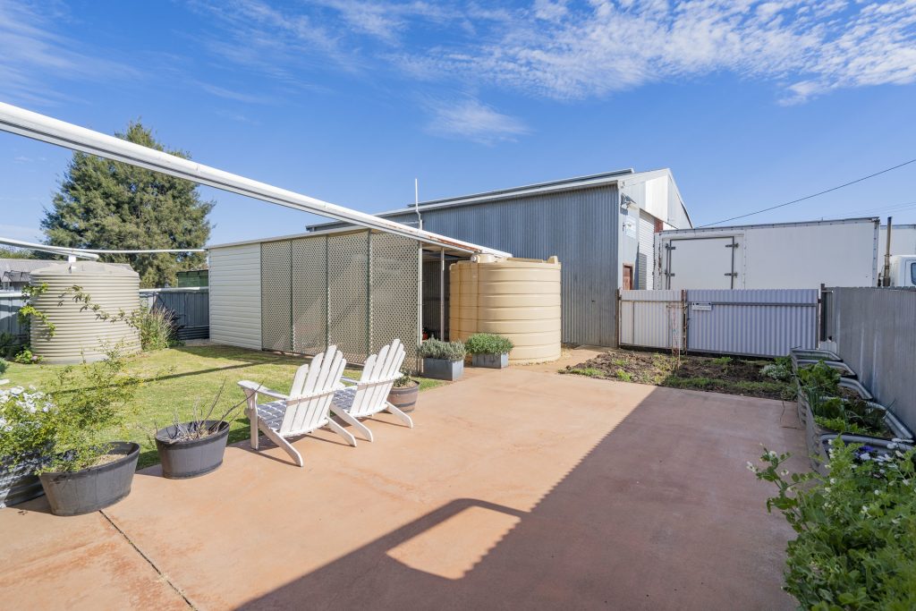 123 Polaris Street, Temora NSW 2666 - photo 16