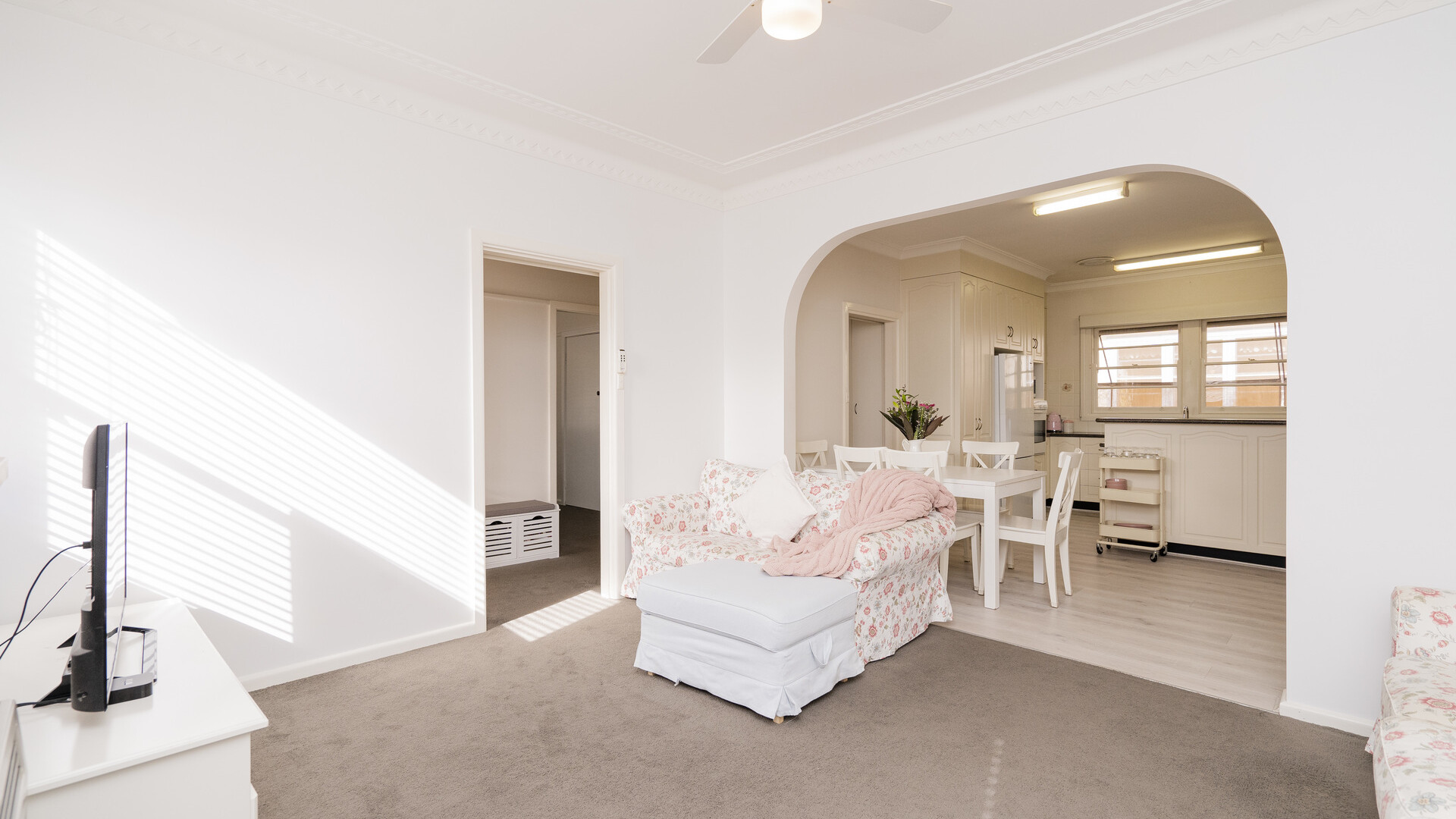 123 Polaris Street, Temora NSW 2666 - photo 4