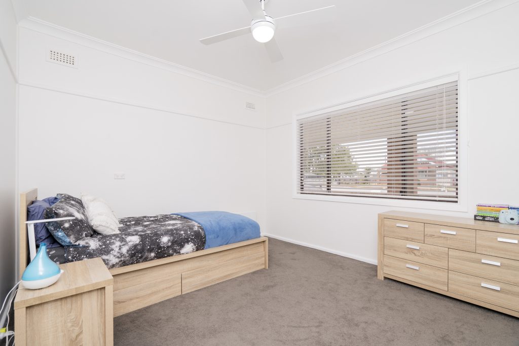 123 Polaris Street, Temora NSW 2666 - photo 8