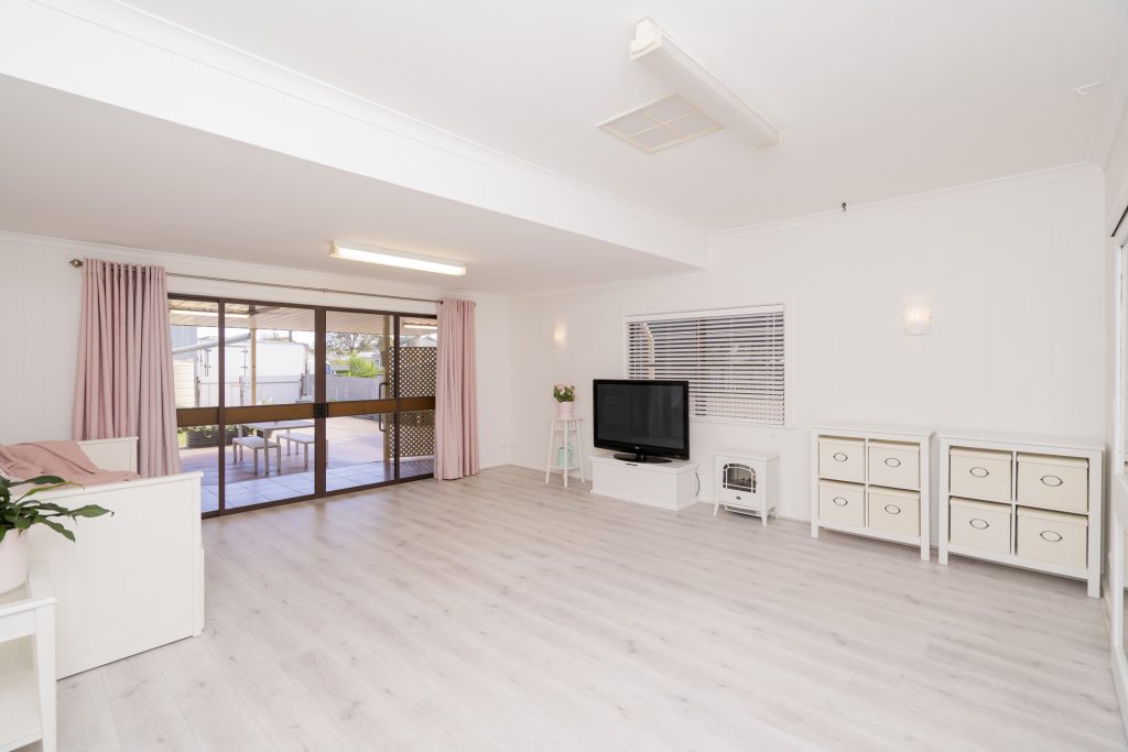 123 Polaris Street, Temora NSW 2666 - photo 9