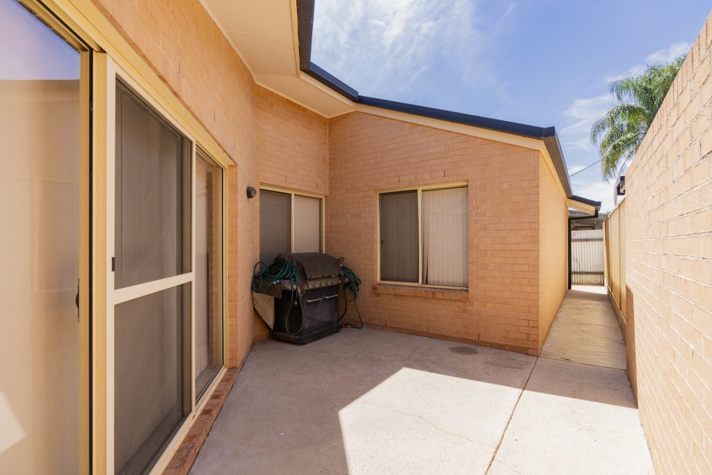 2/183 Palm Avenue, Leeton NSW 2705 - photo 16