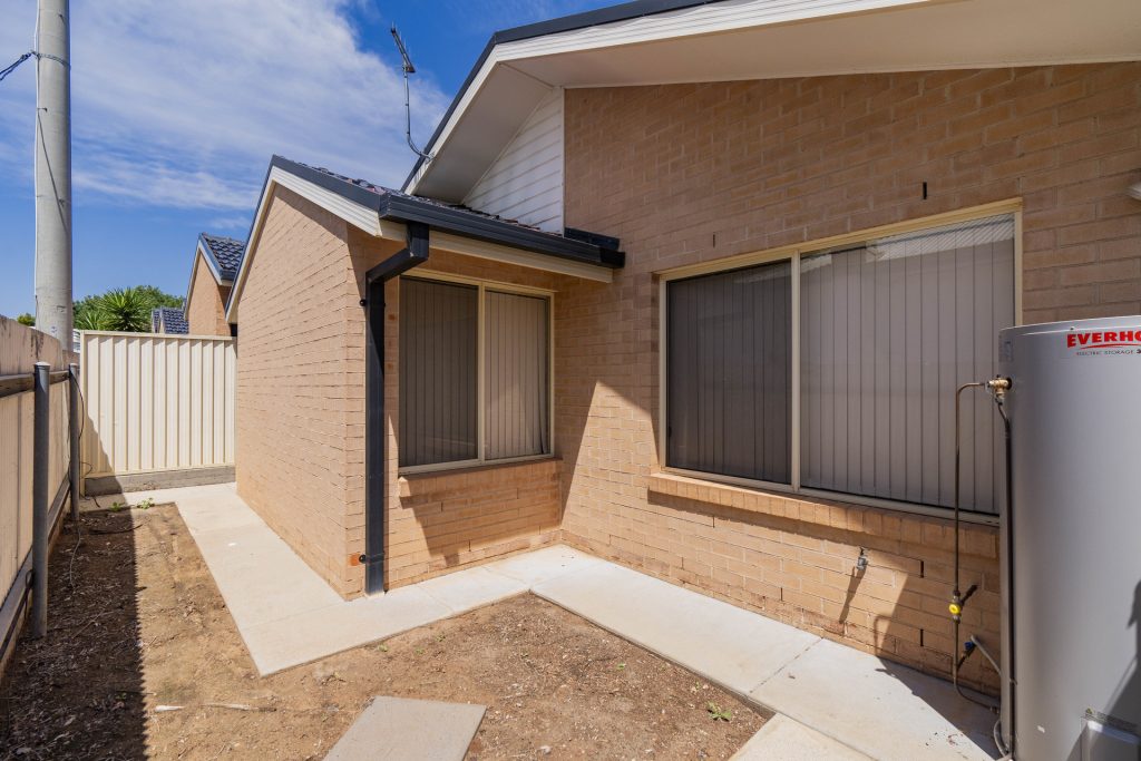 2/183 Palm Avenue, Leeton NSW 2705 - photo 17