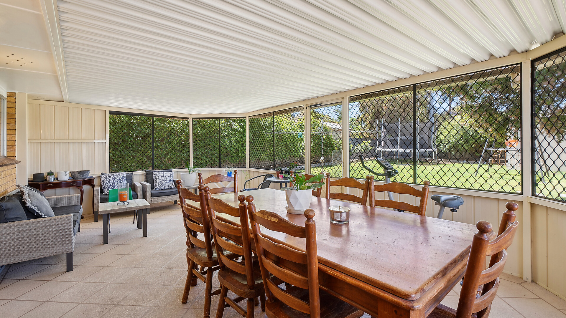 6 Cherry Ave, Leeton NSW 2705 - photo 16