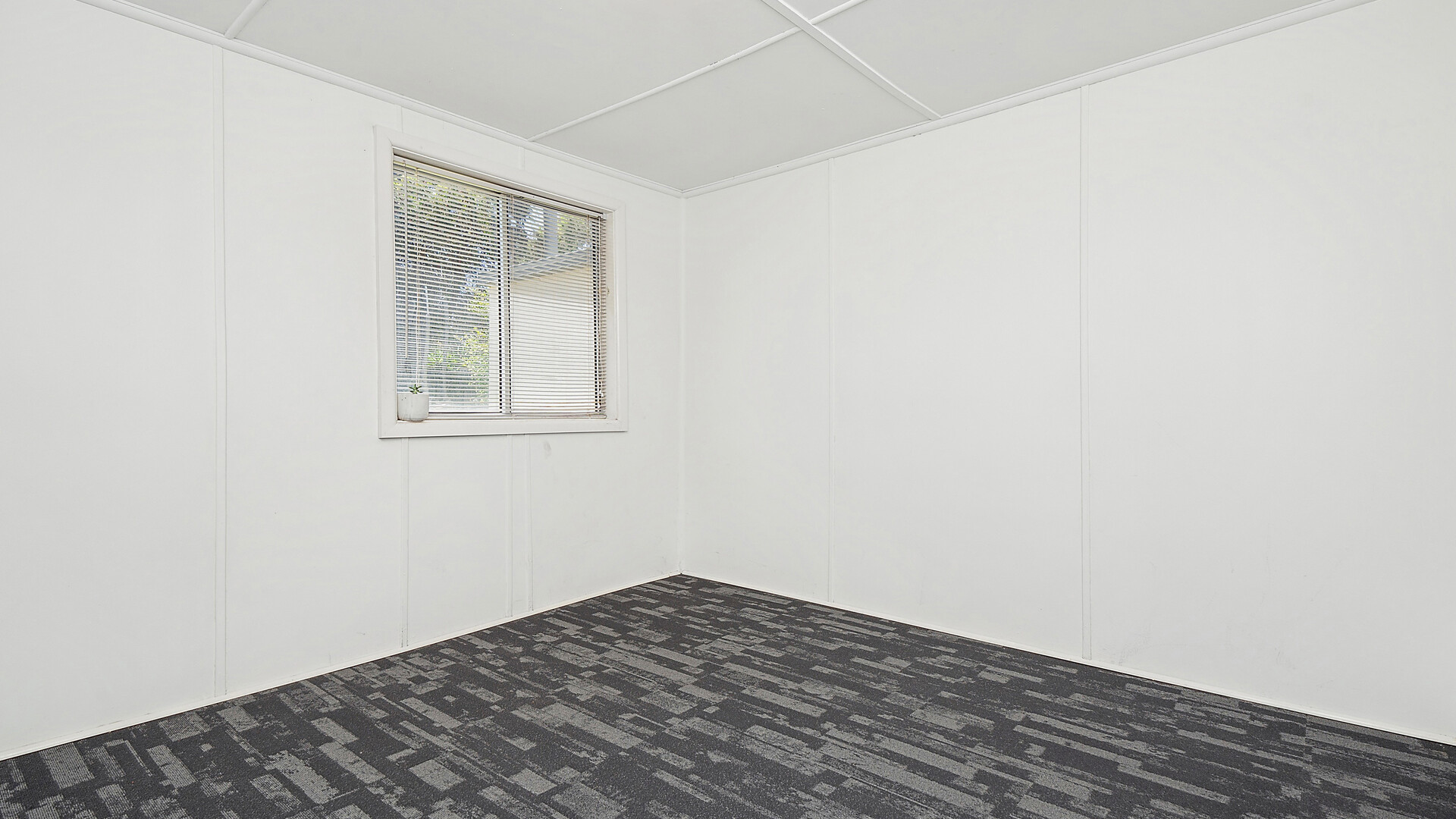 6 Cherry Ave, Leeton NSW 2705 - photo 21