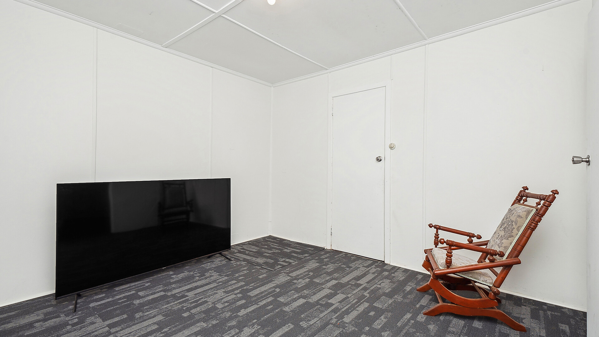 6 Cherry Ave, Leeton NSW 2705 - photo 22