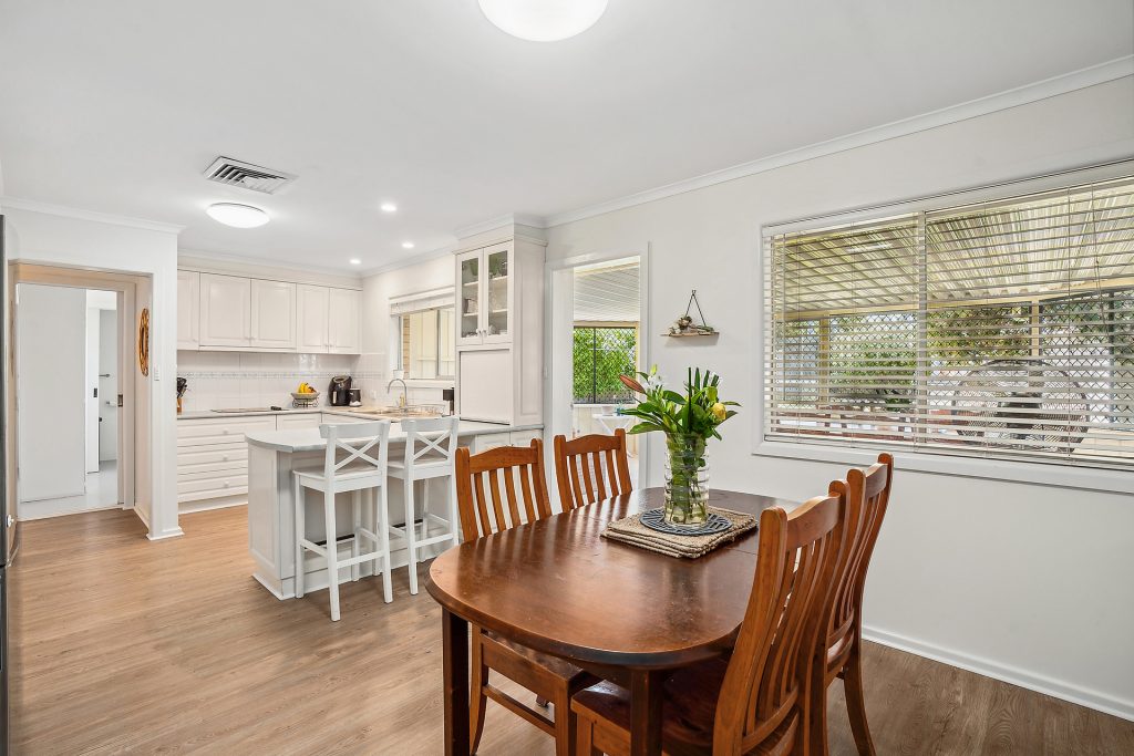 6 Cherry Ave, Leeton NSW 2705 - photo 7
