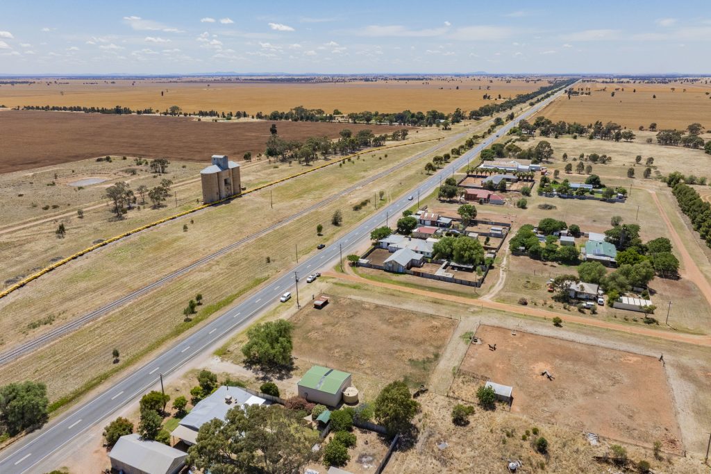 21 Francis Street, Binya NSW 2665 - photo 11