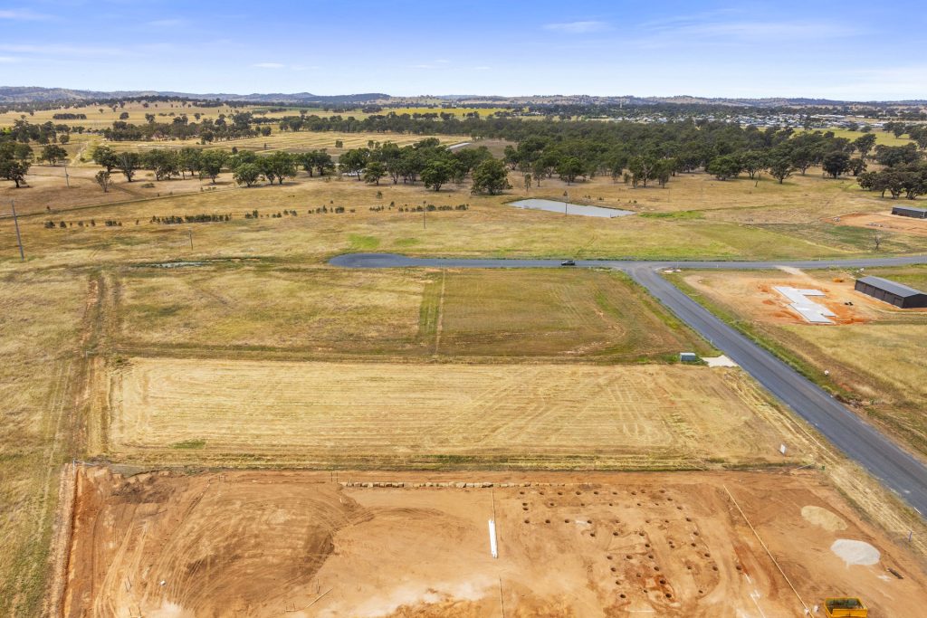 11 Salamander Way, Gumly Gumly NSW 2652 - photo 2