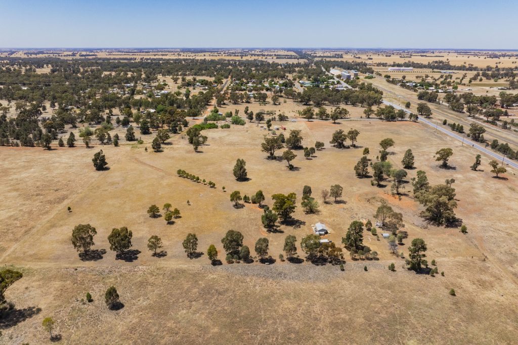 38 Boree Street, Grong Grong NSW 2652 - photo 2