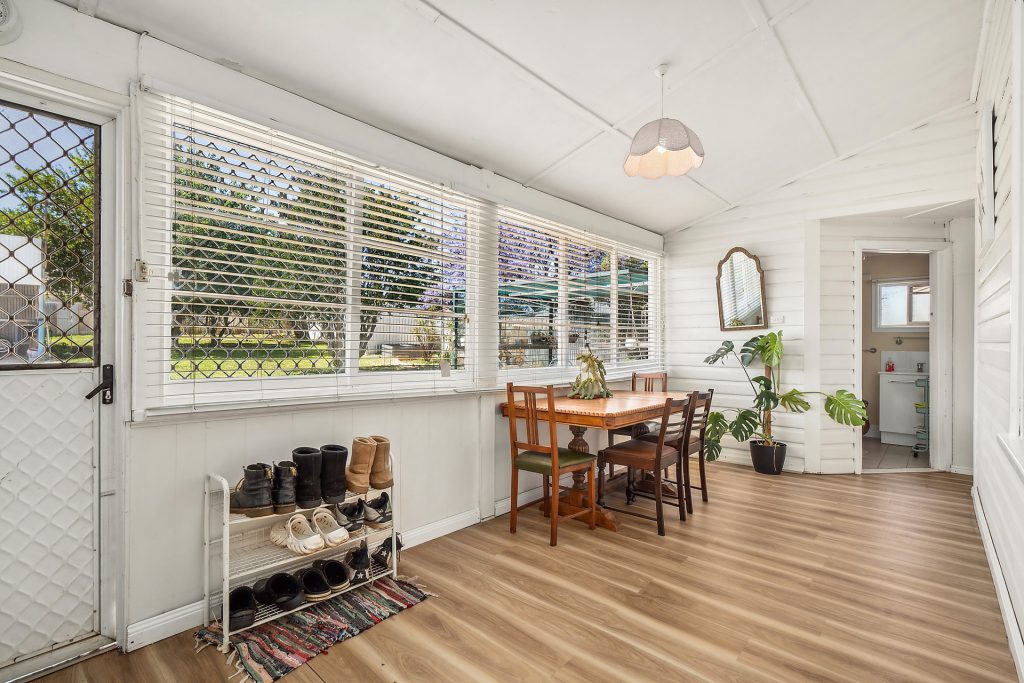 12 Mallee Street, Leeton NSW 2705 - photo 4