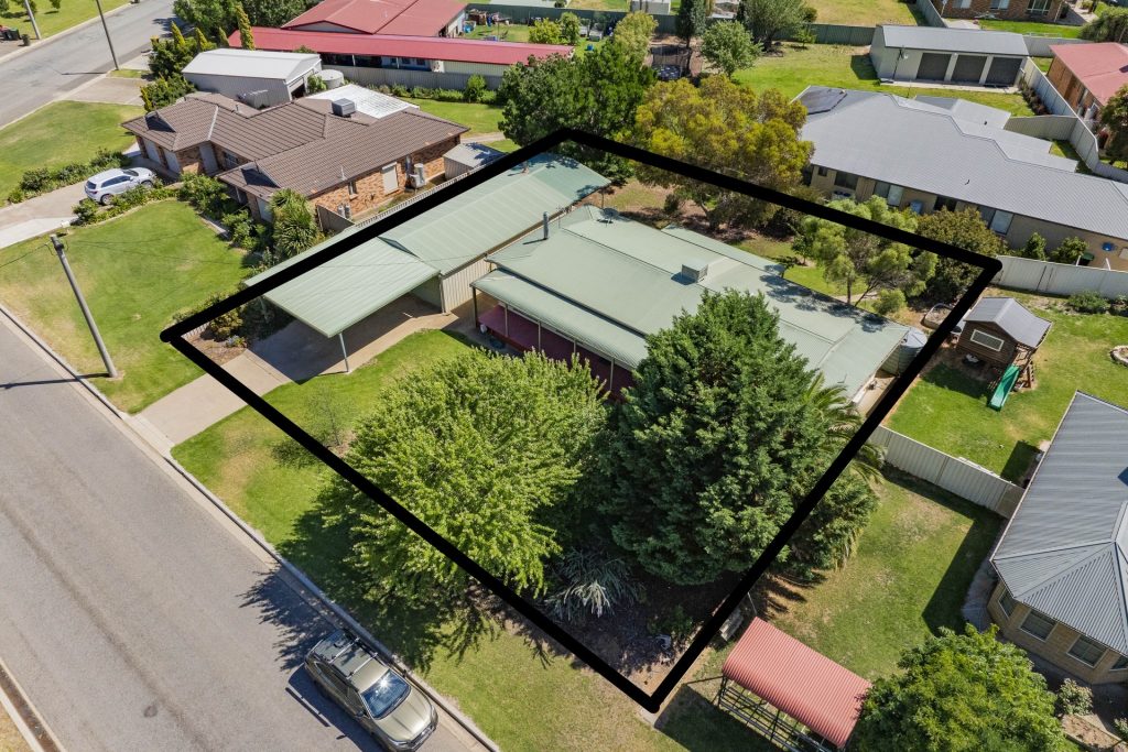 9 Barwidgee Boulevard, Darlington Point NSW 2706 - photo 19