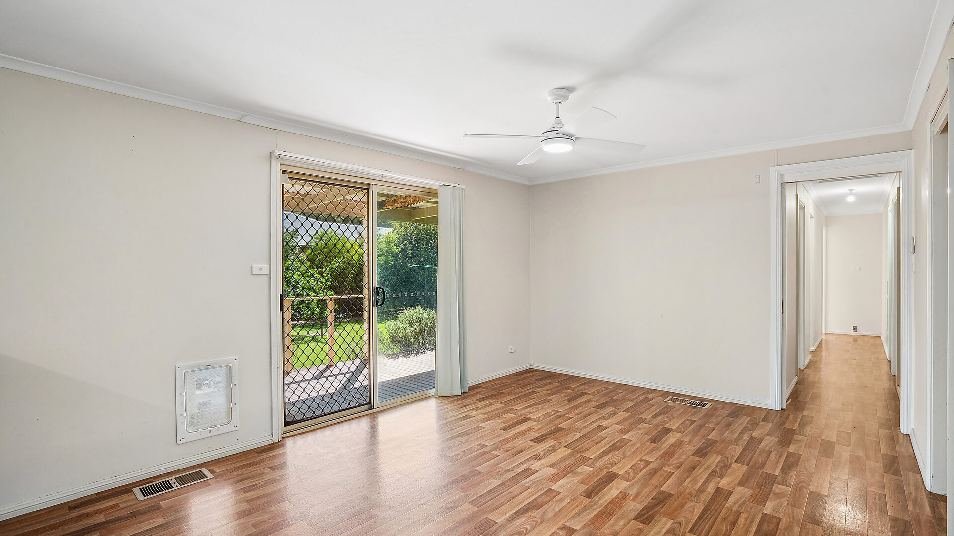 9 Barwidgee Boulevard, Darlington Point NSW 2706 - photo 7