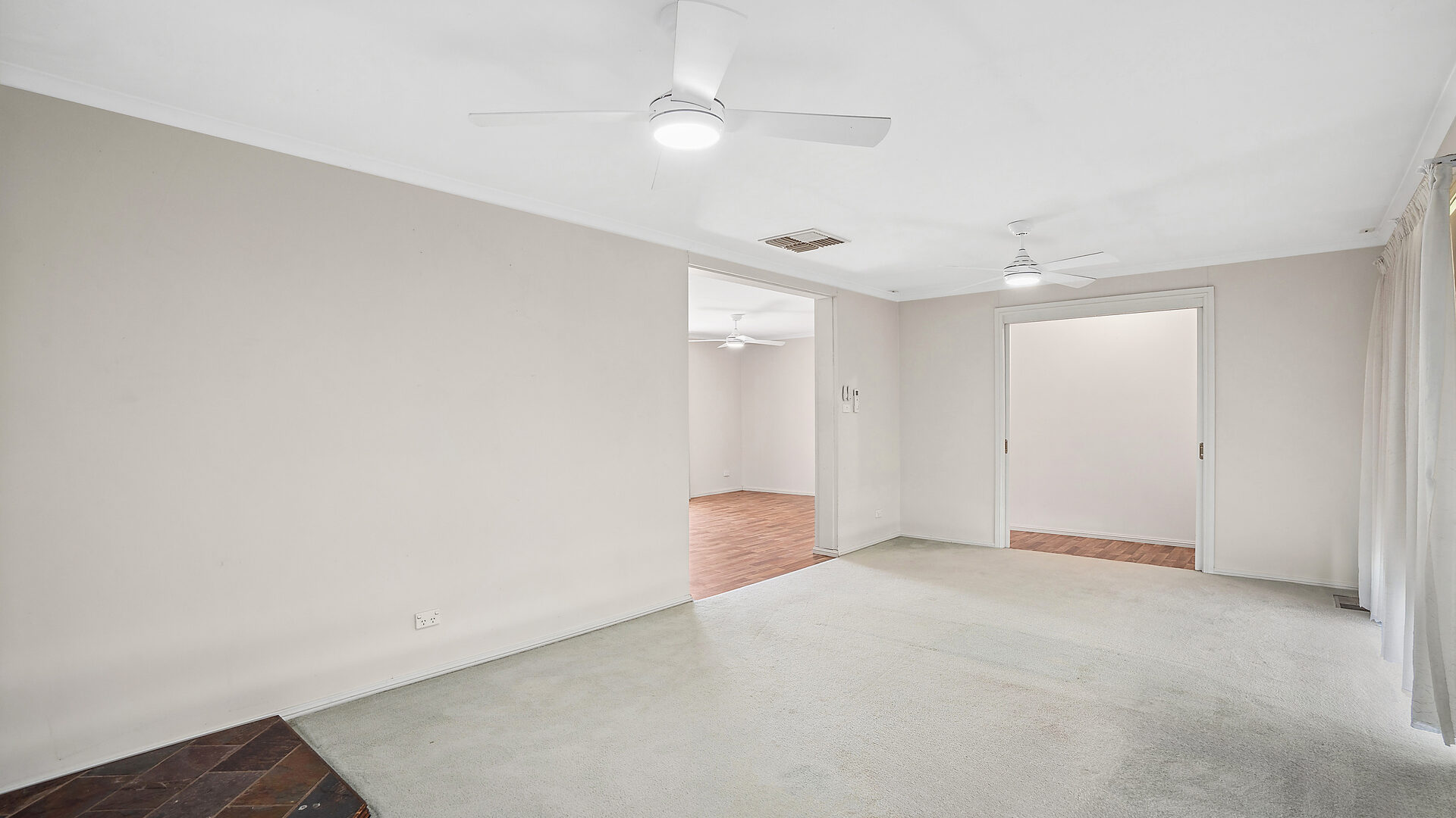 9 Barwidgee Boulevard, Darlington Point NSW 2706 - photo 9