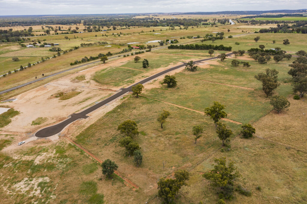 Sold - 4 Hillview Close - New Property in Narrandera - Real Estate by Sophie Litchfield