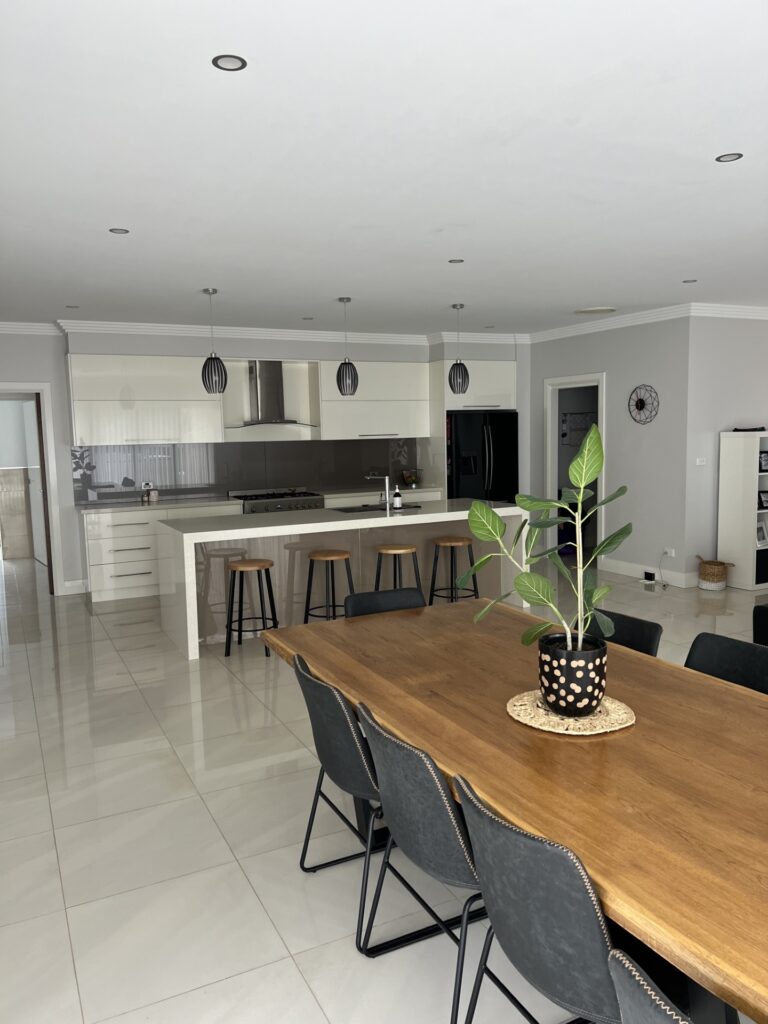 8 Lansdowne Road, Leeton NSW 2705 - photo 4