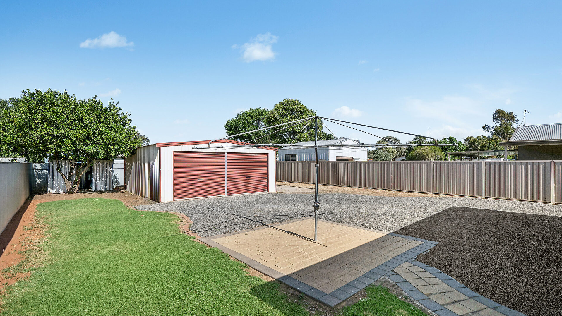 11 Corbett Street, Darlington Point NSW 2706 - photo 12