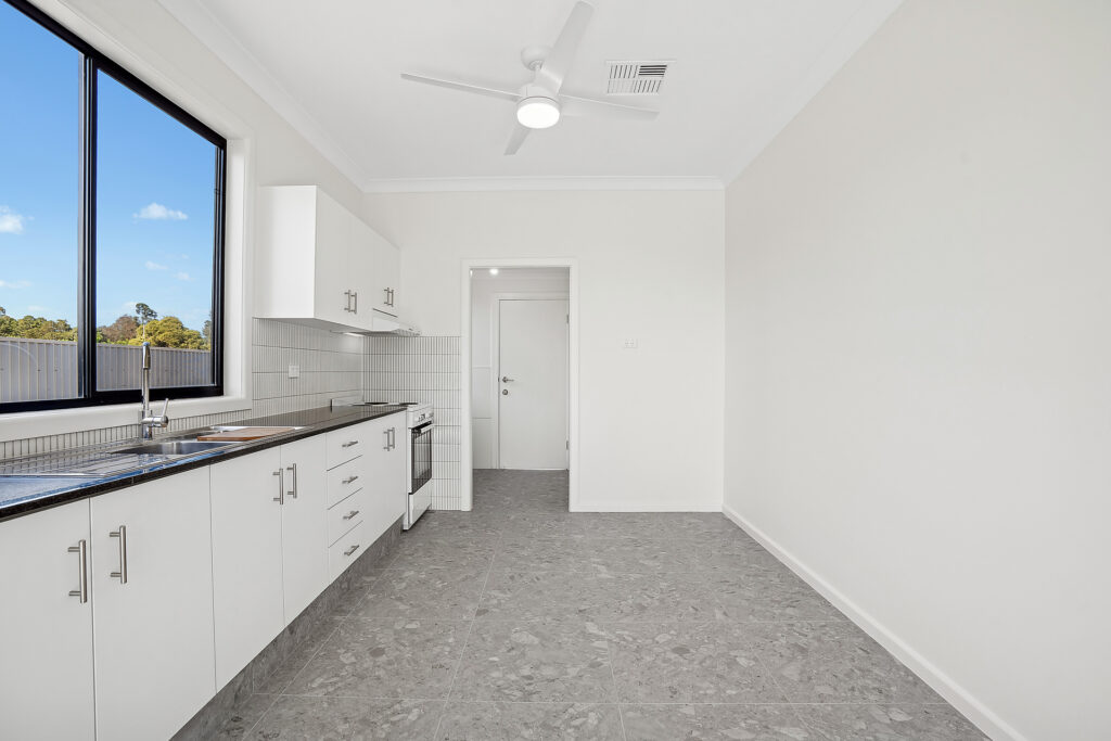 11 Corbett Street, Darlington Point NSW 2706 - photo 3