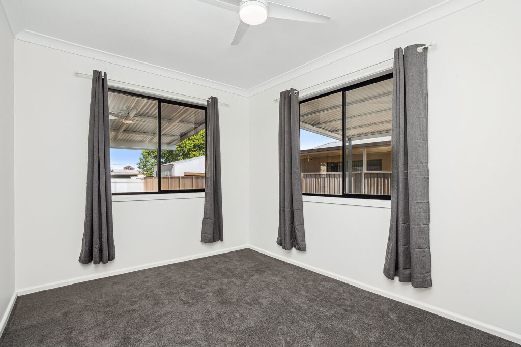 11 Corbett Street, Darlington Point NSW 2706 - photo 7
