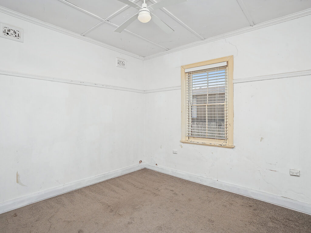 38 Willans Street, Narrandera NSW 2700 - photo 8